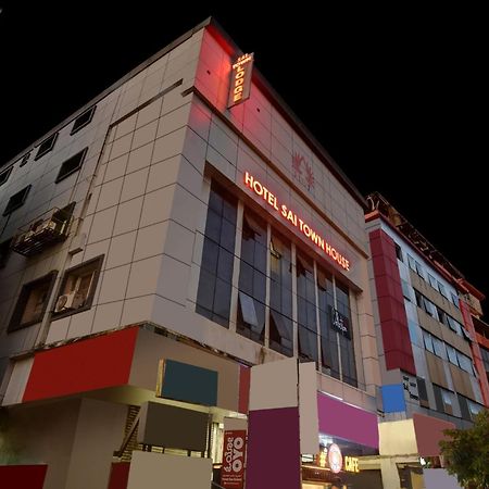 Hotel Sai Town House Mangaluru Zewnętrze zdjęcie